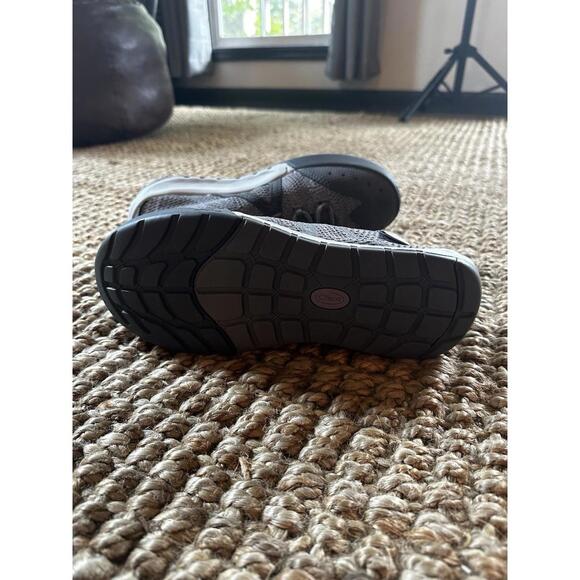 Chaco Odyssey Sneakers, Lightweight Women’s 9 - Picture 3 of 6